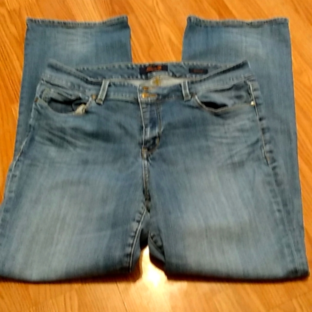 Ladies Seven7 jeans. Size 14
